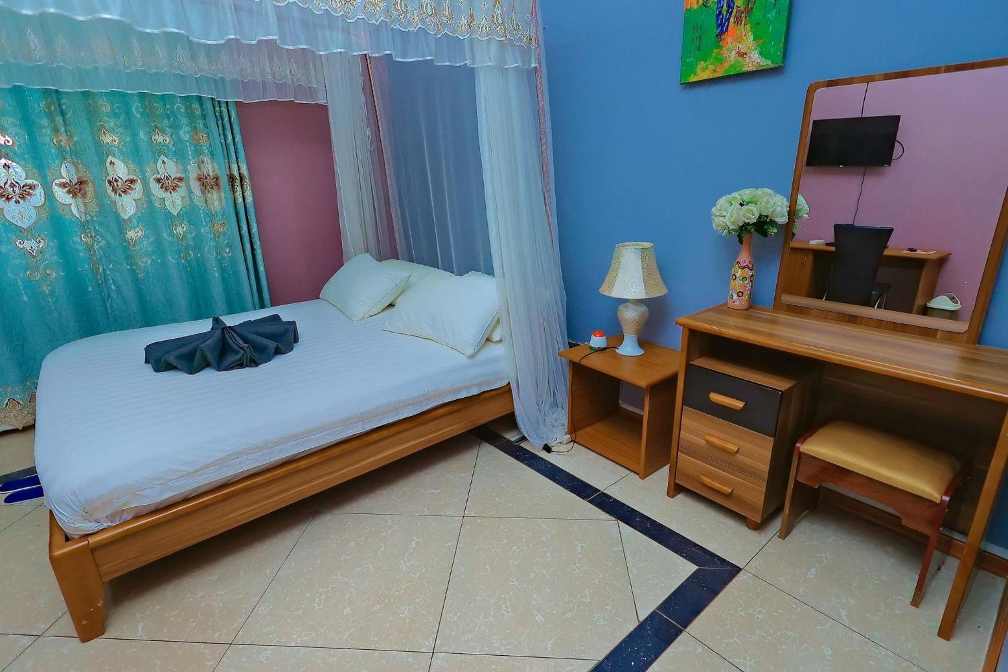 Shine Country Resort Hotel Naziba Екстериор снимка